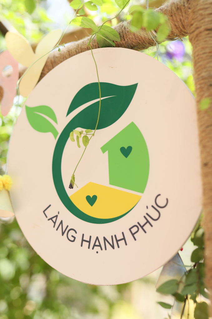 Có 1 ngôi trường mầm non "kỳ lạ" ở Hà Nội: Học sinh tha hồ mộng mơ, rong chơi, các cô giáo cũng như những... đứa trẻ chưa lớn- Ảnh 12.