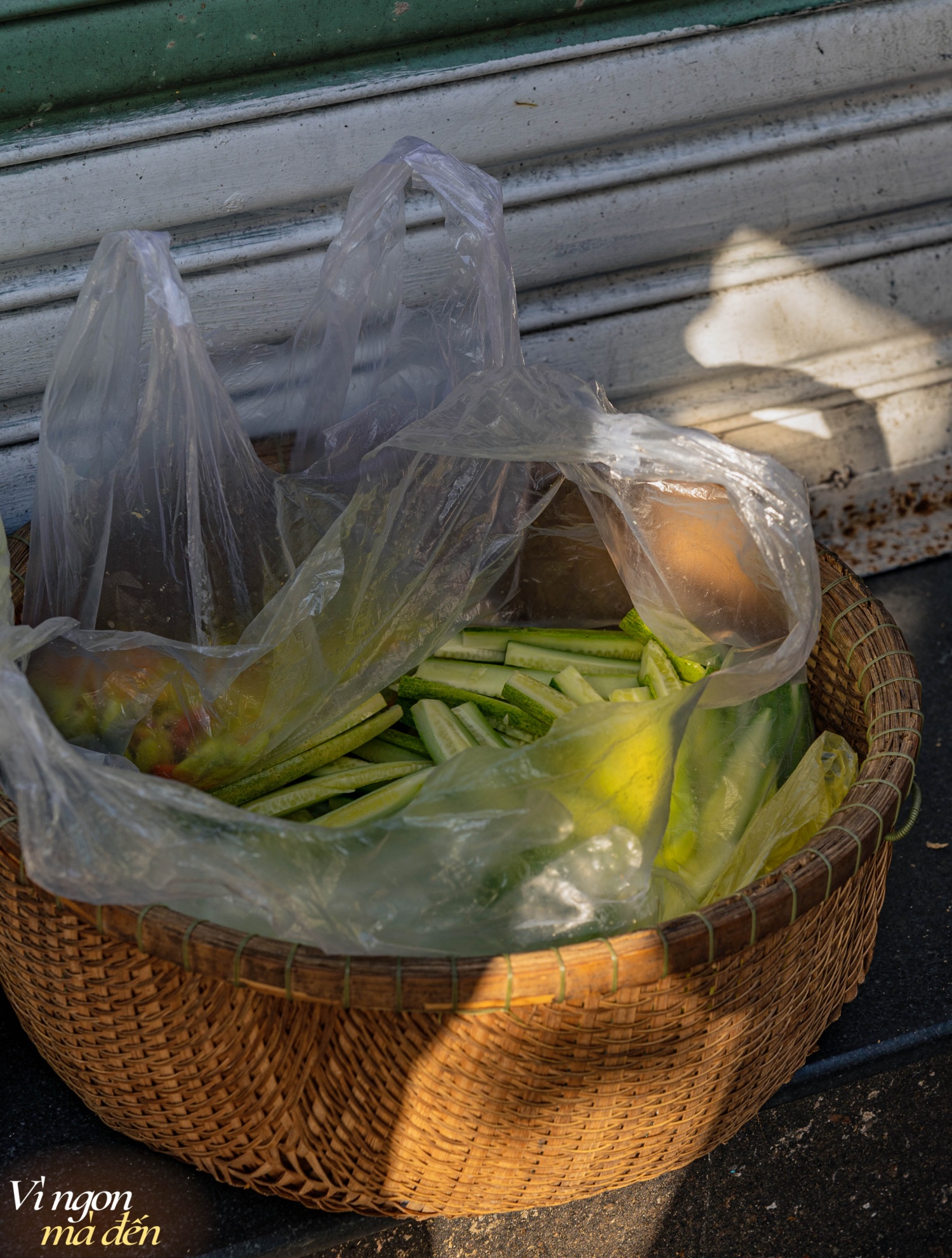 Tiệm bánh mì hơn 70 năm tuổi gắn liền với tuổi thơ của nhiều người Sài Gòn: Từng xác lập Kỷ lục Việt Nam, mỗi sáng nhẹ nhàng bán 500 ổ- Ảnh 13.